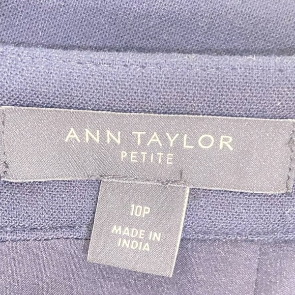 Ann Taylor navy lined pencil skirt ruffle hem above the knee size 10 petite - Picture 5 of 6